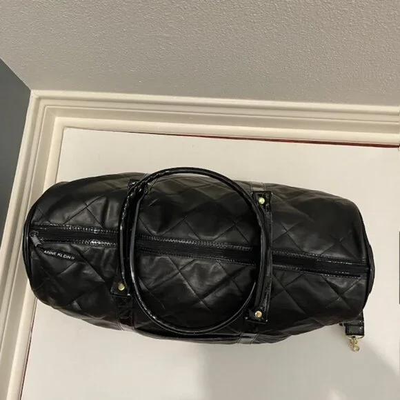 Vintage Anne Klein Black Quilted Weekend Duffle Bag - Picture 5 of 7